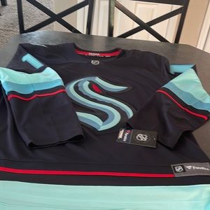Kraken Jersey